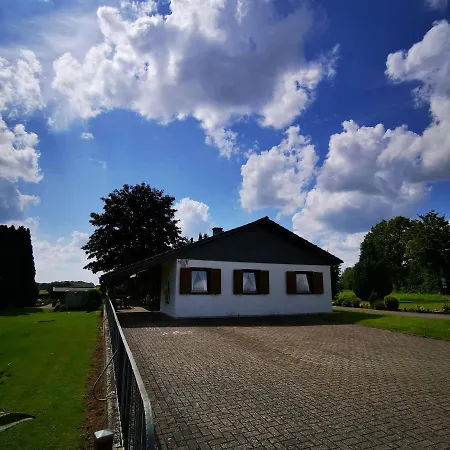 Bb19 Eifel-ferienhaus Am Moseltal Mit Saunahaus Holiday home *