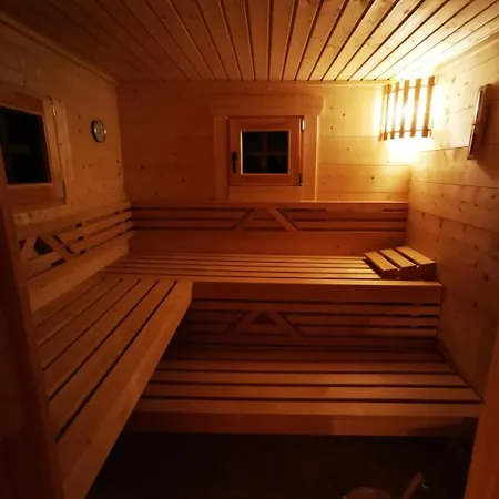 Bb19 Eifel-ferienhaus Am Moseltal Mit Saunahaus בית נופש