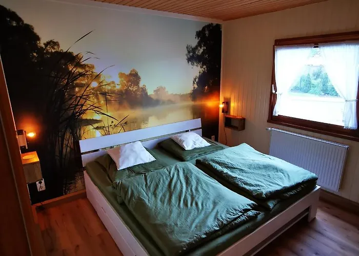 Bb19 Eifel-ferienhaus Am Moseltal Mit Saunahaus Nyaraló *